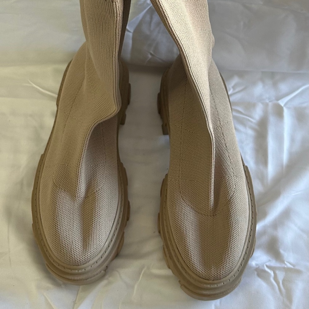 Forever 21 Lug Sole Sock Boots Tan Size 8
